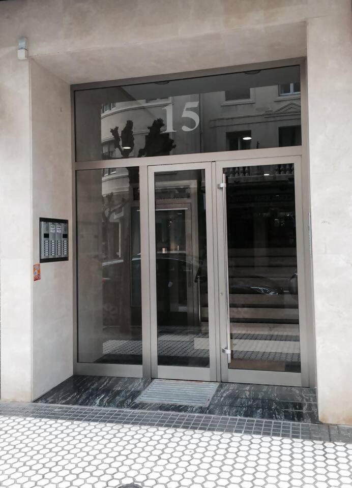 Amplio Apartamento En Gros Con Parking Privado San Sebastian Luaran gambar